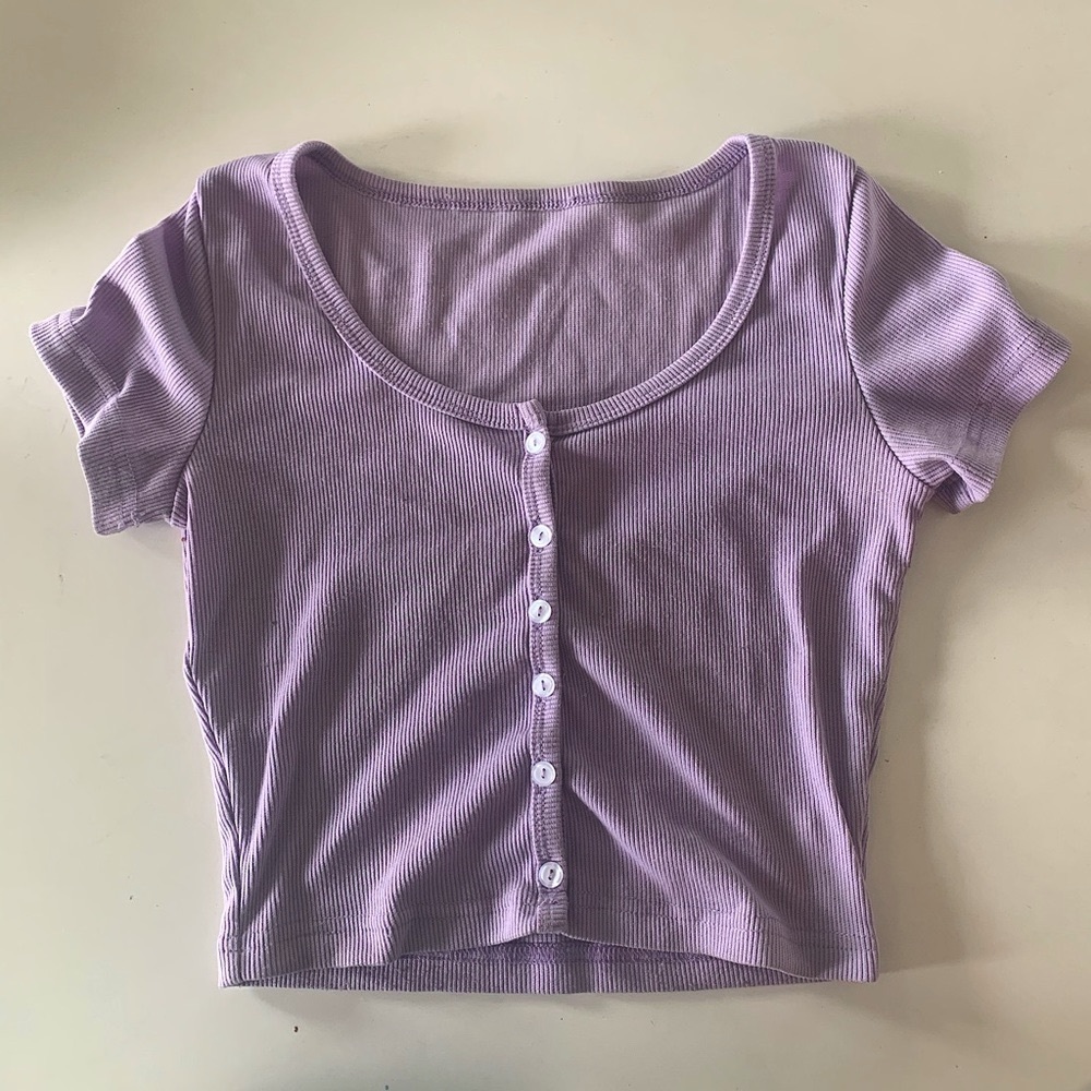 🤎 4/$18 Lavender Buttoned Down Crop Top